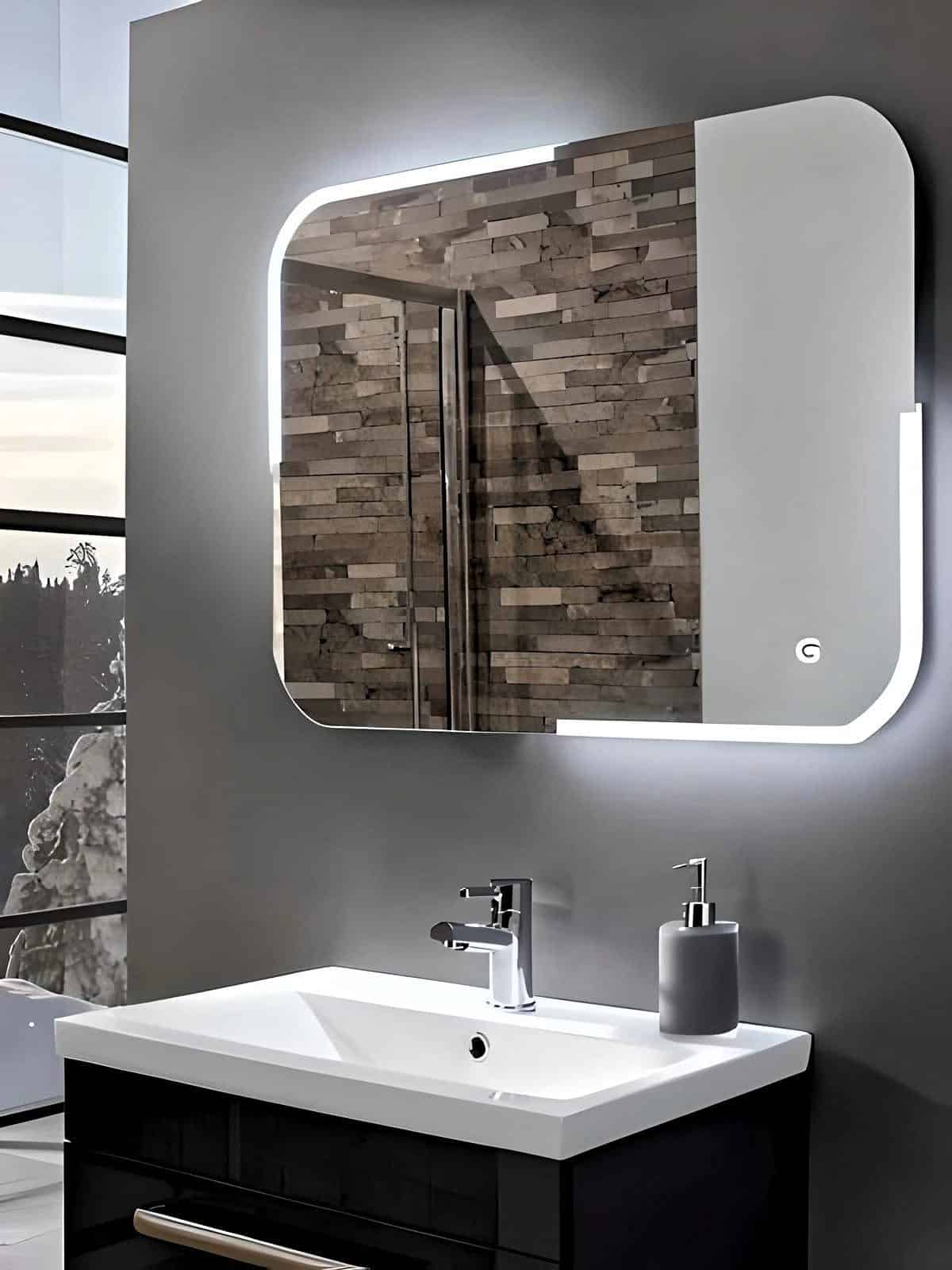 L-Corner LED Mirror L-Corner LED Mirror